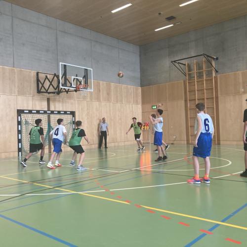 Die Spierler:innen beim Match.
