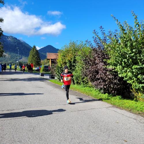 Schüler beim Laufen