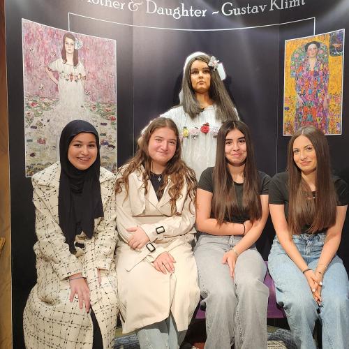 Gruppenfoto von 4 Schülerinnen.