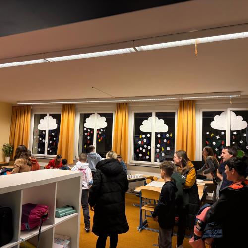 In der Ideenwerkstatt gibt es Schach, Theater und KReatives.