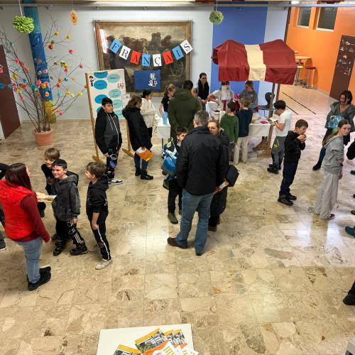 Blick vom OG 2 ins OG 1.