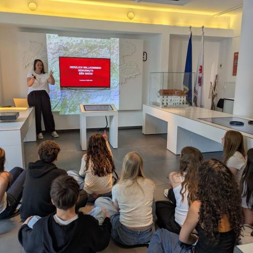 Führung im Euregiobüro.