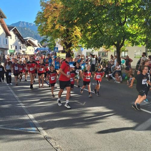 SchülerInnen der MSK beim Rotarylauf.