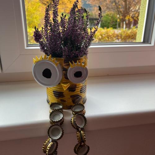 Gestaltete Blumentöpfe