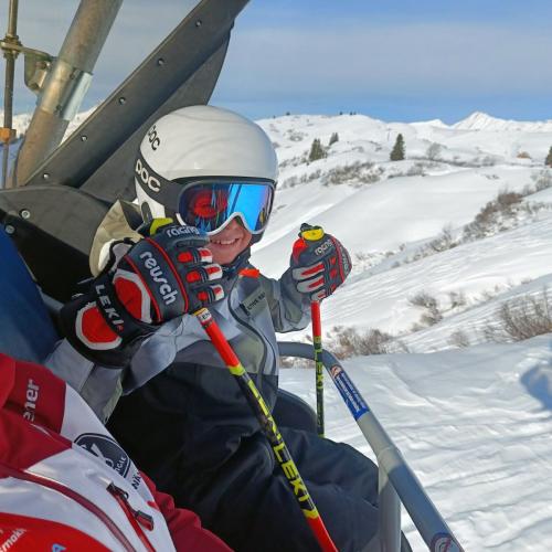 Schüler am Schilift