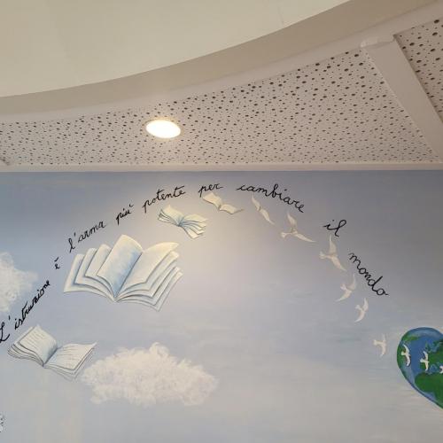 Italienischer Spruch an Wand