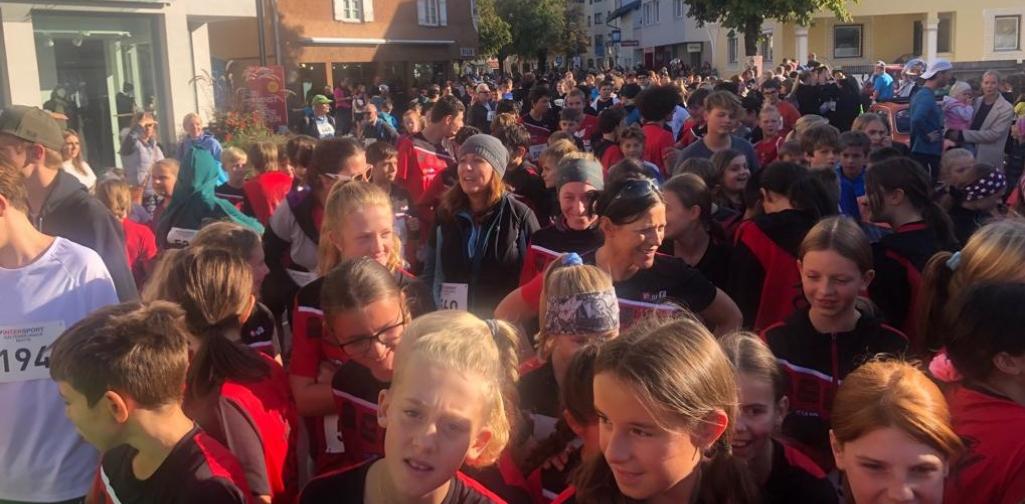 Schüler:innen vor dem Start