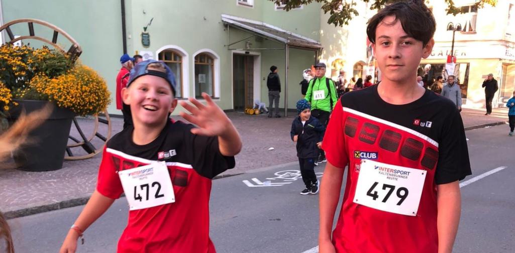 Schüler der 2. Sportklasse während dem Lauf